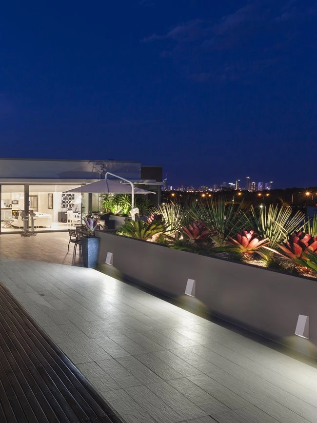 Applique Extérieure E27 Max 60W Blanc Karen FORLIGHT 1 Applique Extérieure E27 Max 60W Blanc Karen FORLIGHT