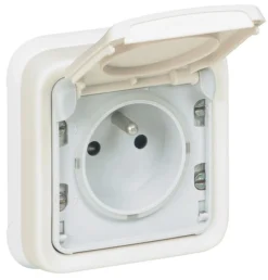 Prise Avec Terre étanche Plexo, LEGRAND, Blanc