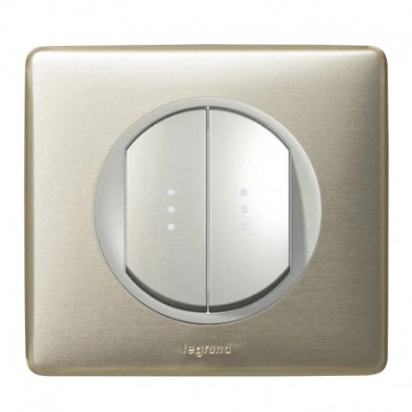 Legrand Céliane – Double Va Et Vient à Témoin 10A – Ensemble Titane Complet à Griffes 1 Legrand Céliane – Double Va Et Vient à Témoin 10A – Ensemble Titane Complet à Griffes