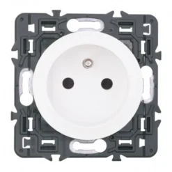 Legrand Céliane – Prise 2P+T Standard – Ensemble Blanc à Composer