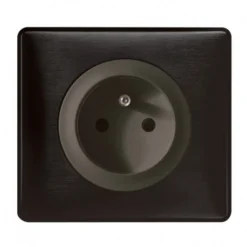 Legrand Céliane – Prise 2P+T Standard – Ensemble Carbone Complet