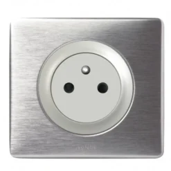 Legrand Céliane – Prise 2P+T Surface Affleurante – Ensemble Aluminium Complet