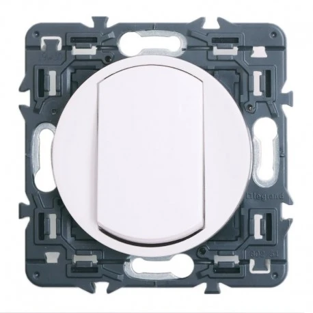 Legrand Céliane – Va Et Vient 10A – Ensemble Blanc Complet à Griffes 1 Legrand Céliane – Va Et Vient 10A – Ensemble Blanc Complet à Griffes